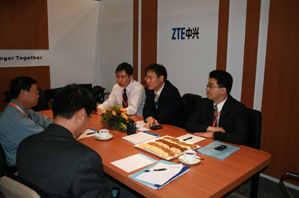 图中兴通讯2007新加坡电信展